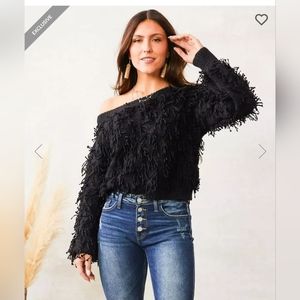 Buckle off shoulder fringe sweater
